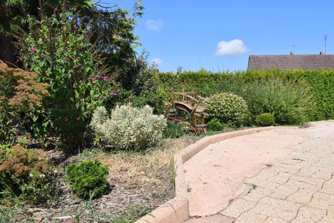 Le Clos des Lilas Paray-le-Monial Extérieur photo